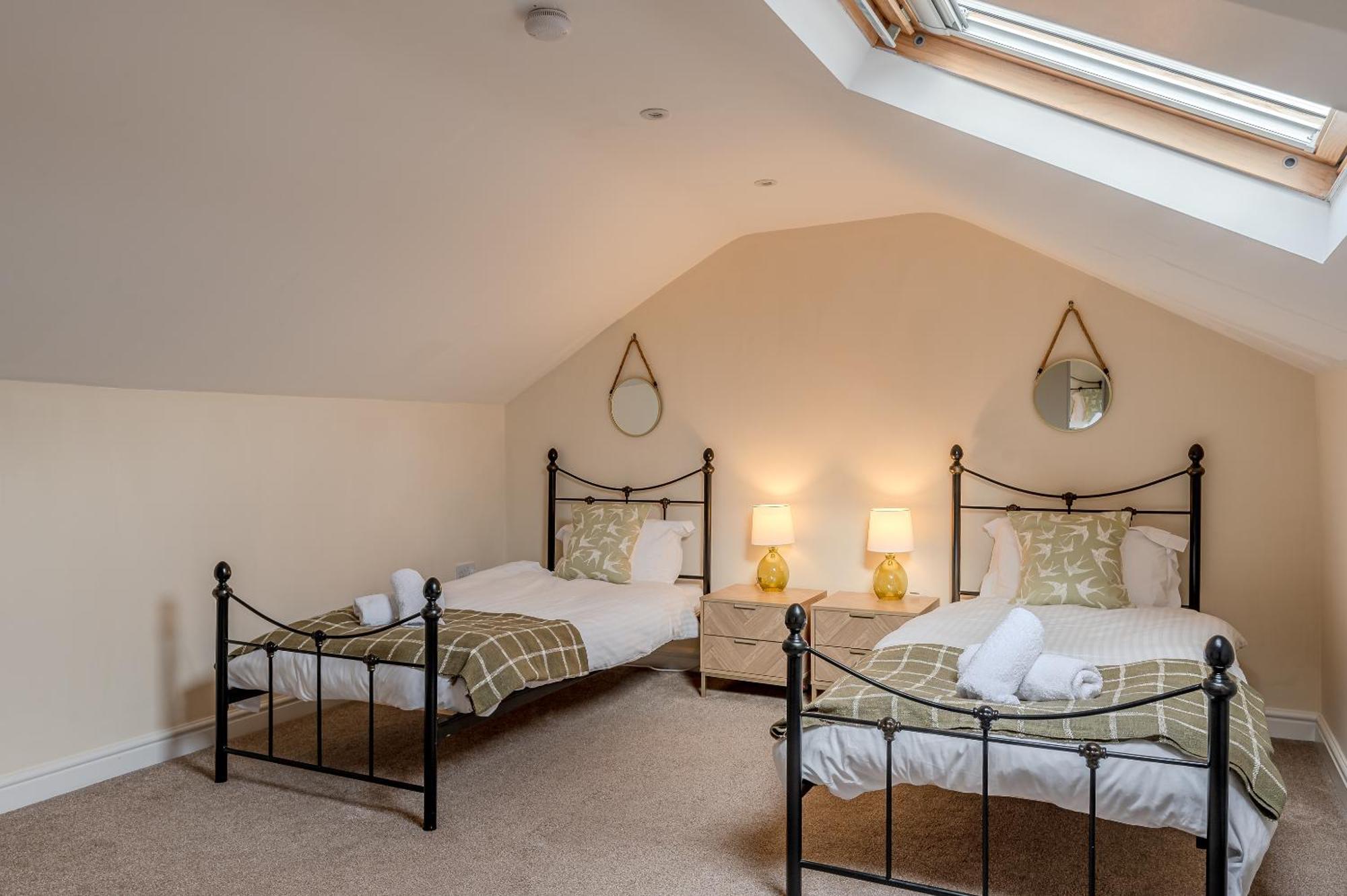 Rosemill - Large Pet Friendly Home With Off Road Parking Whitby Exteriör bild