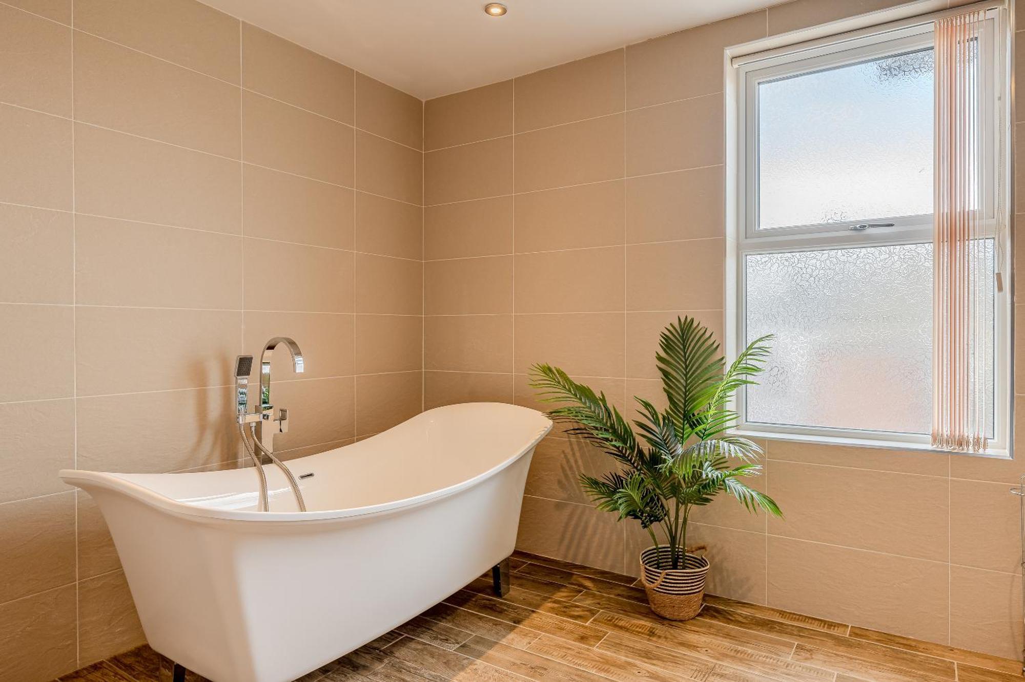 Rosemill - Large Pet Friendly Home With Off Road Parking Whitby Exteriör bild