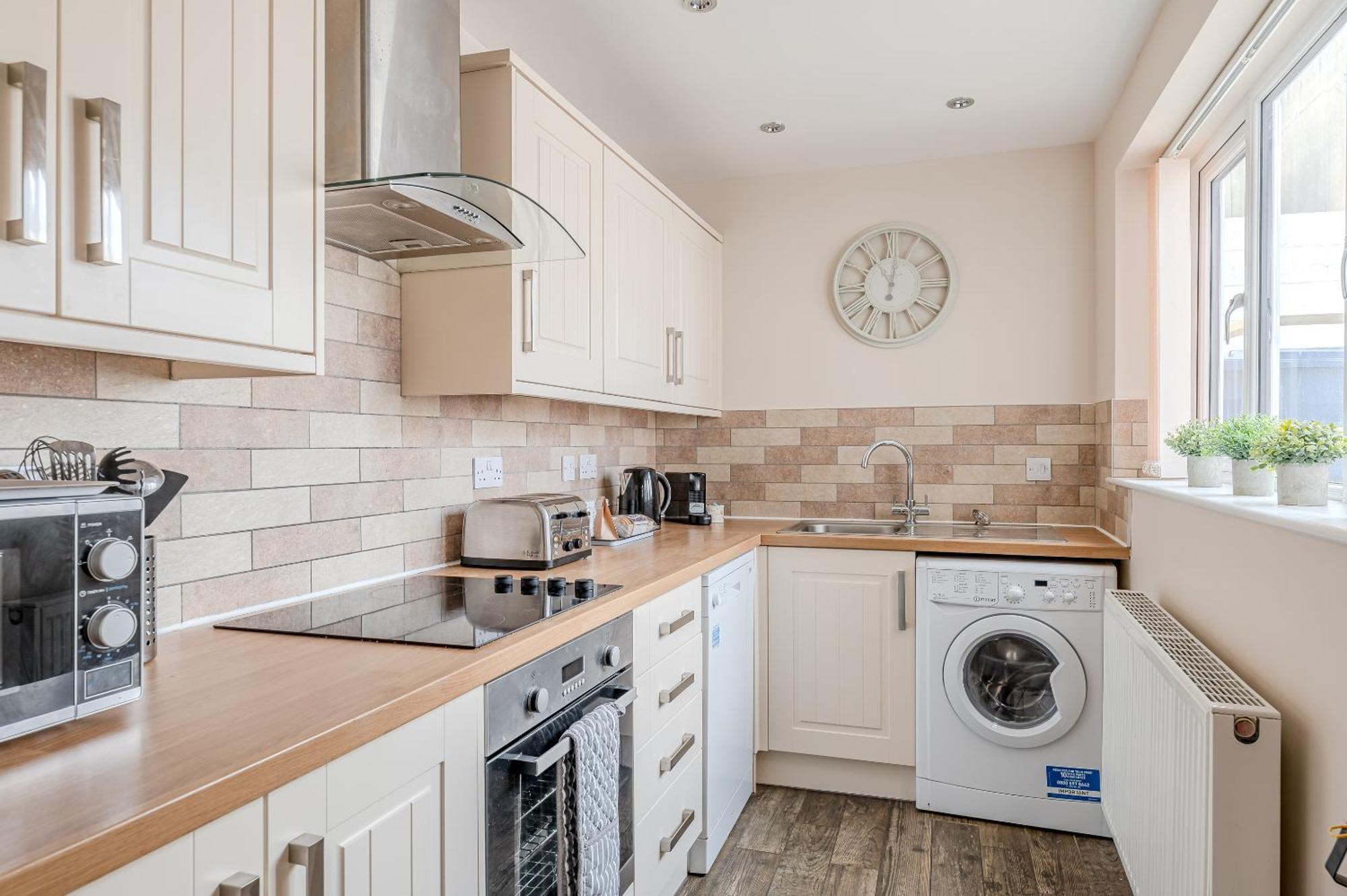 Rosemill - Large Pet Friendly Home With Off Road Parking Whitby Exteriör bild
