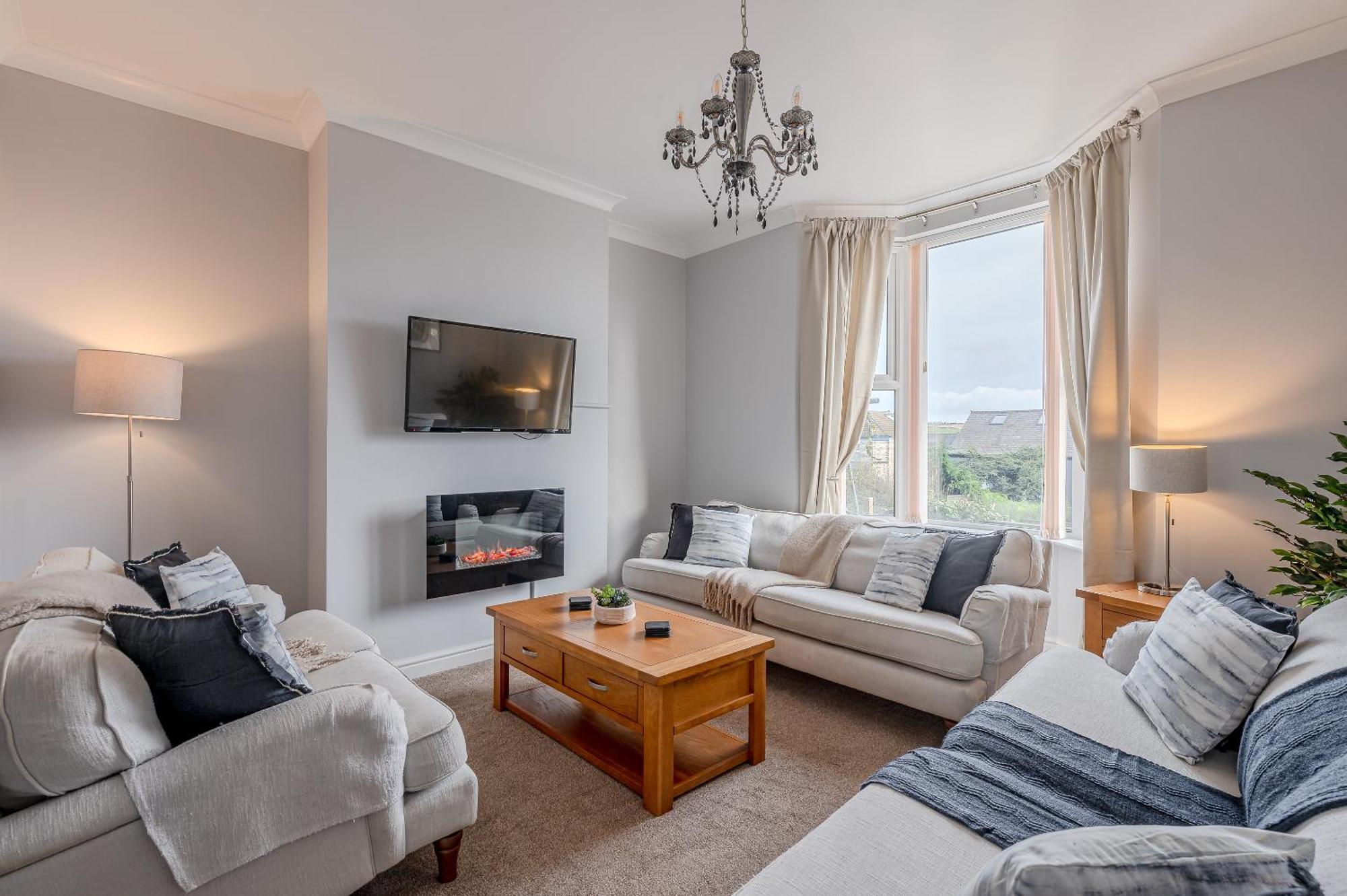 Rosemill - Large Pet Friendly Home With Off Road Parking Whitby Exteriör bild